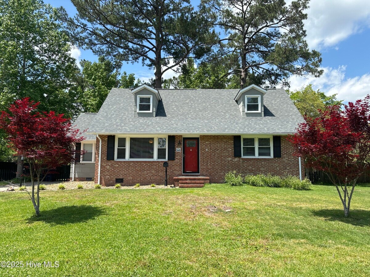 Photo - 809 Edgewood Dr House