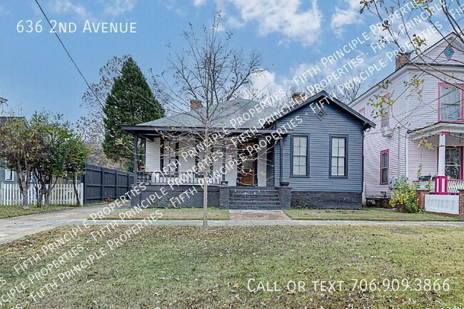 Photo - 636 2nd Ave