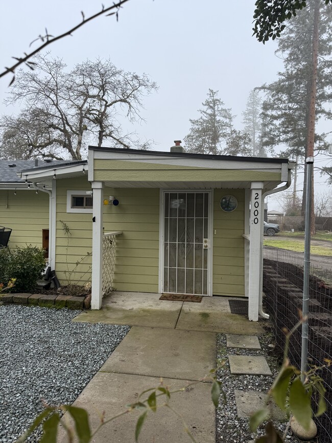 Photo - 2000 Lampman Rd