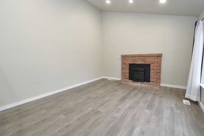 Photo - 11887 W Alfred St