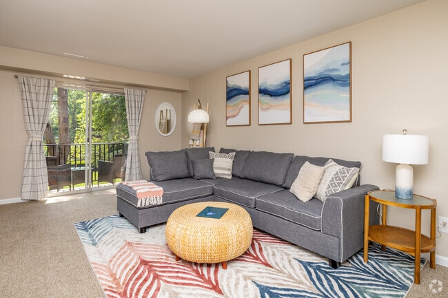 2BR, 1BA - 1,066SF - Living Room