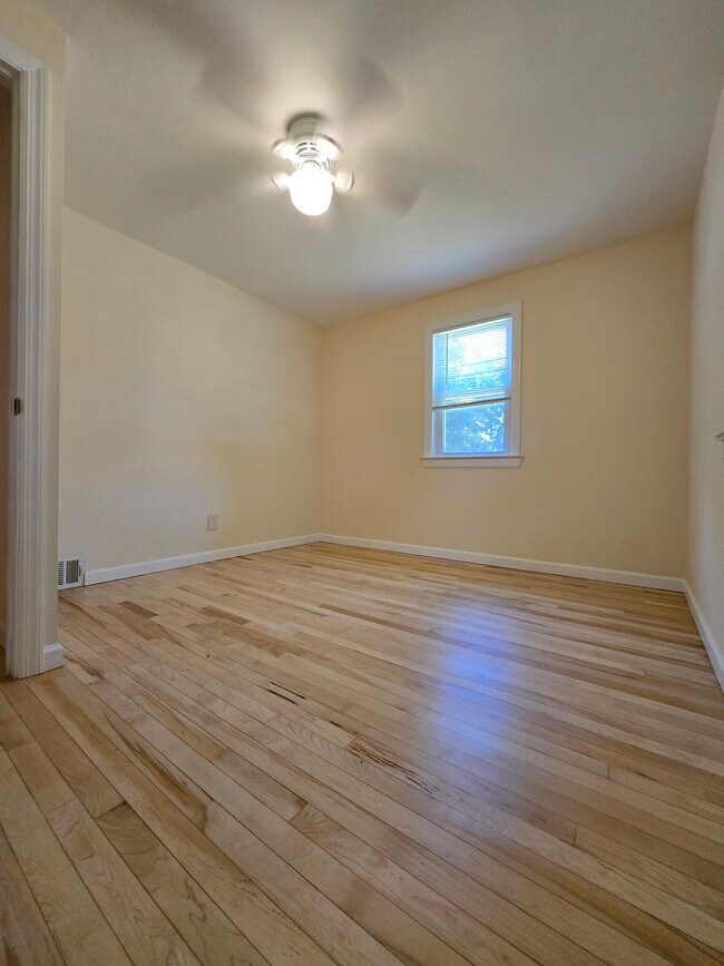 Photo - 578 Rte 524 House