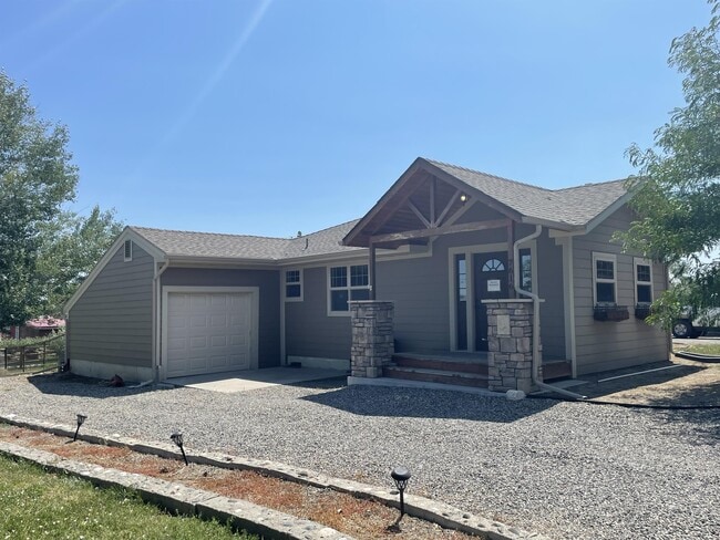 Photo - 7616 Hesper Rd