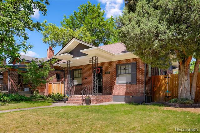 Photo - 2810 Dahlia St