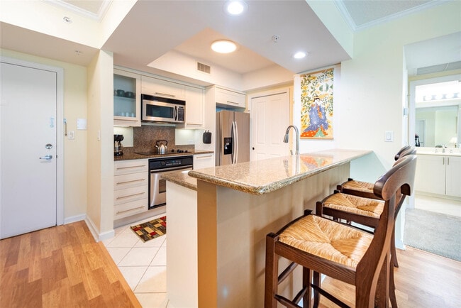 Photo - 401 SW 4th Ave Unit 401