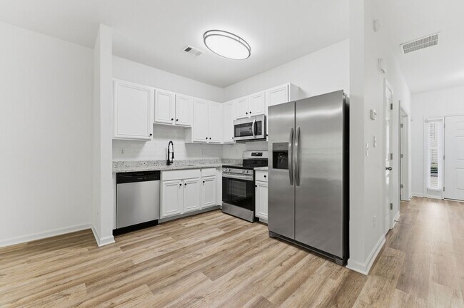 Photo - 585 McWilliams Rd SE Unidad 1406