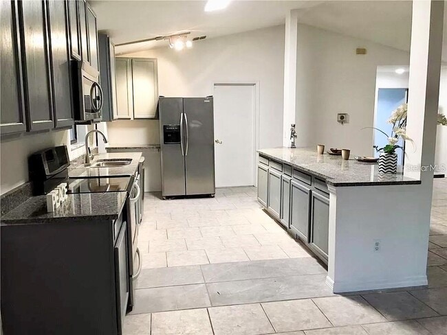 Photo - 5419 Stirrup Way