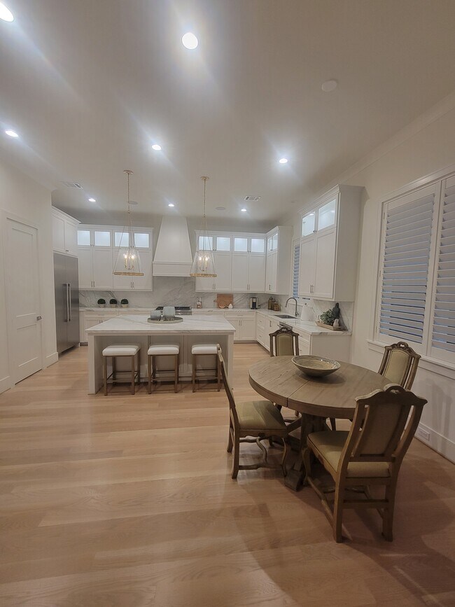 Photo - 1207 Nantucket Dr