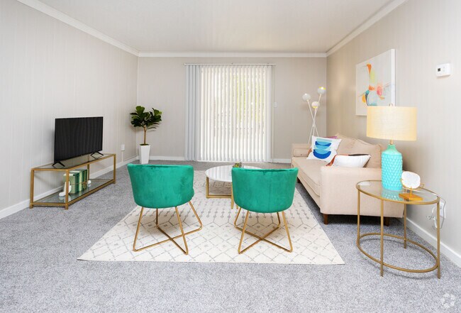 2BR,2BA-1,100SF - Reserve at Midtown