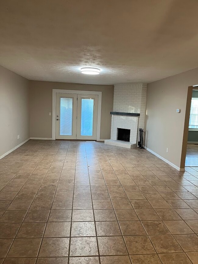 Photo - 1546 Brookfield Ln