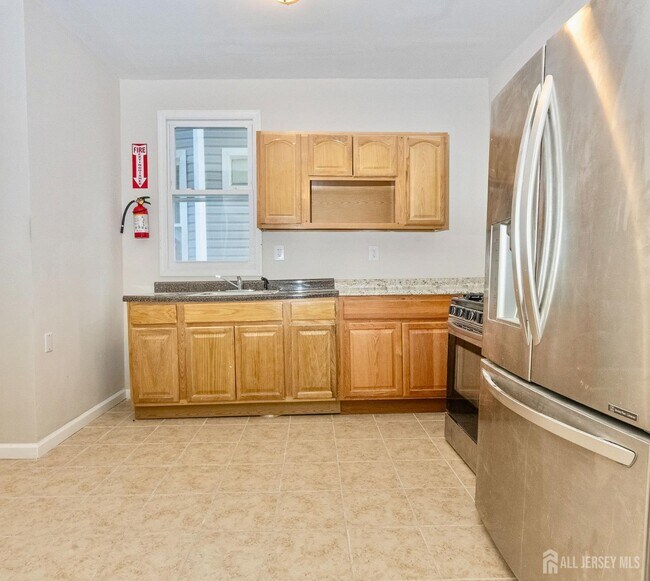 186 N 17th St Unit 1