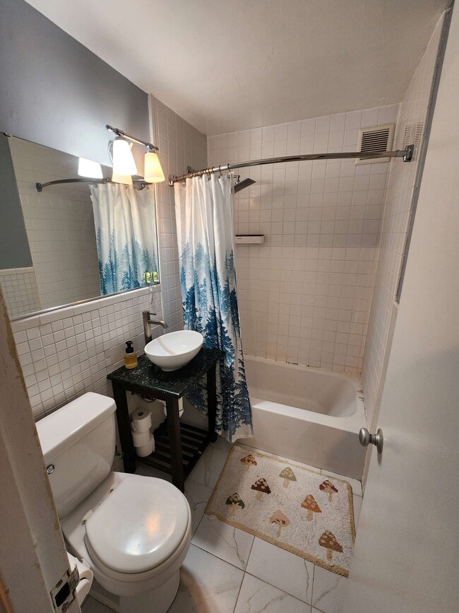 Photo - 1121 Arlington Blvd Unit 434