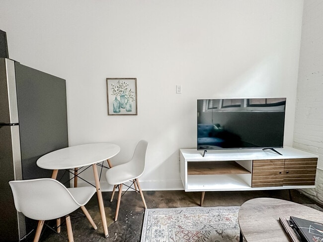 Photo - 701 E 2nd St N Unidad ID1074455P