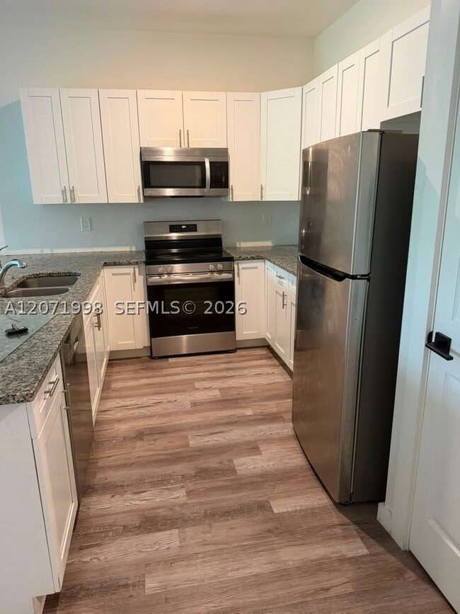 Photo - 2409 Ansel Ave S Unit B