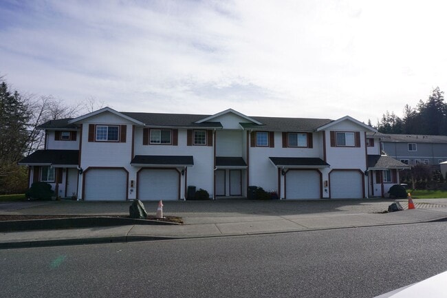 Building Photo - 220 14th St Unit 102