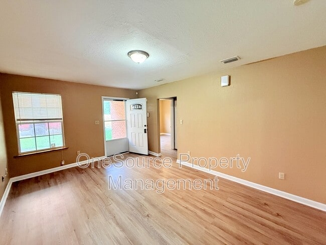 Photo - 216 S Jackson St