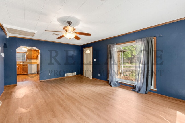 Photo - 2903 W Douglas Ave