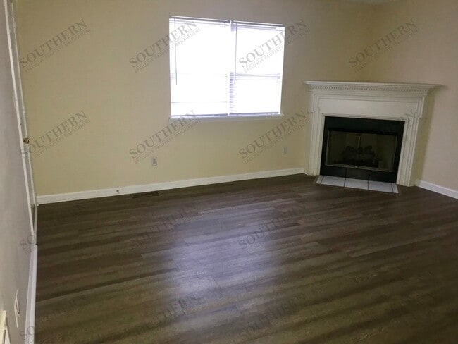 Photo - 3930 Banyan Ct Unit A