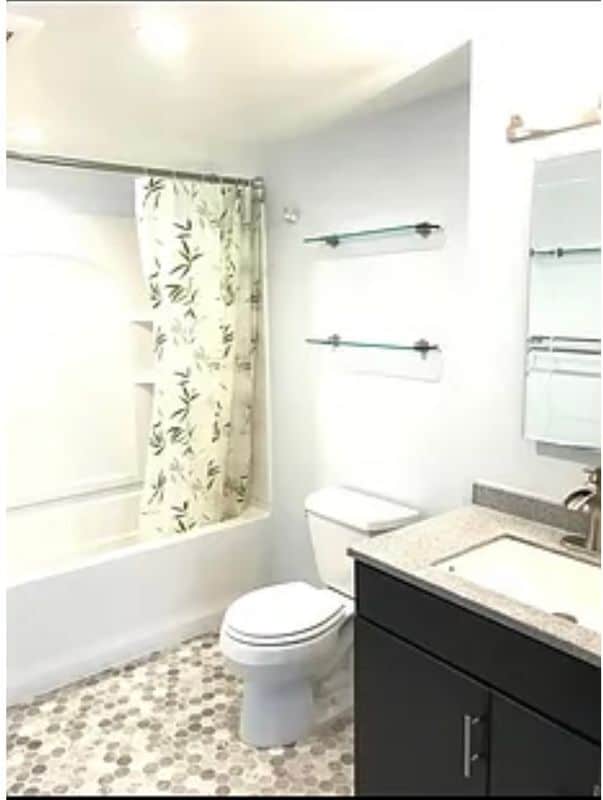 Photo - 70 Paloma Ave