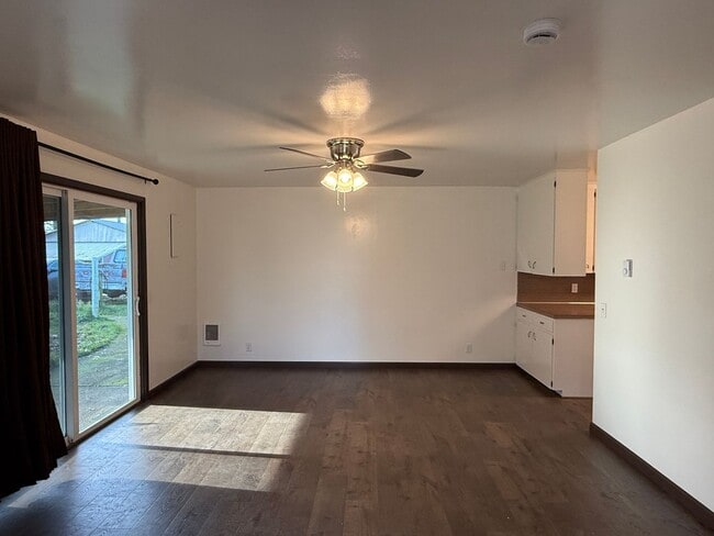 Photo - 2 Bed, 1 Bath + Bonus Room & Carport - peaceful country living just minutes from town!