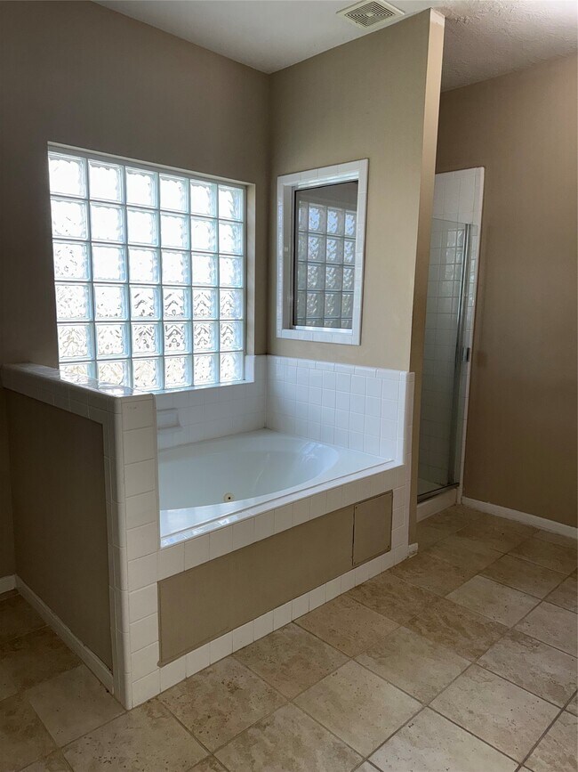 Photo - 14009 Hollow Canyon Ln