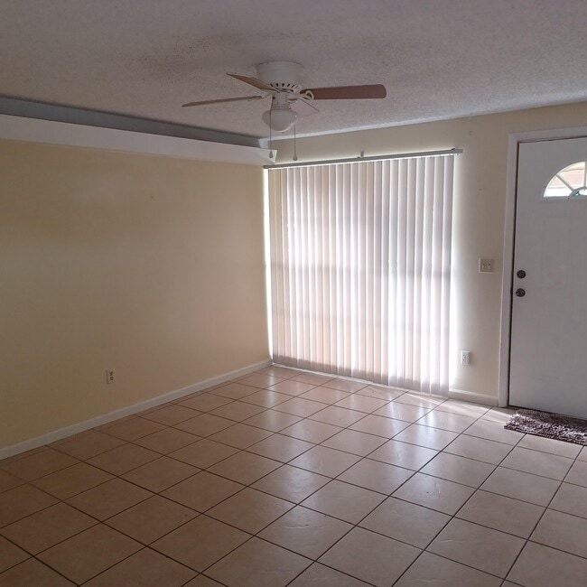 Photo - 9035 Arndale Cir Unit 9035