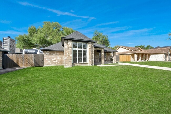 Photo - 1114 N Nottingham