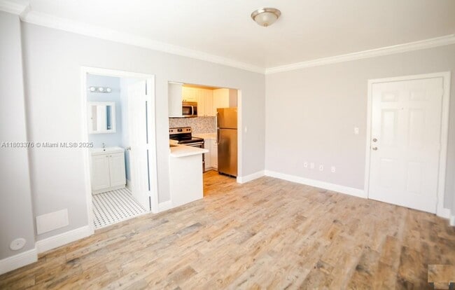 Photo - 53 NE 49th St Apartamento Unidad 2