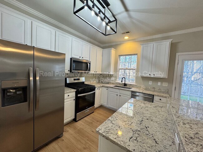 Photo - 1413 Crimson Creek Dr