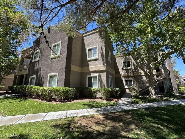 Building Photo - 5250 S Rainbow Blvd Unit 1005