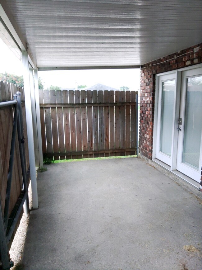 Photo - 202 Concord St