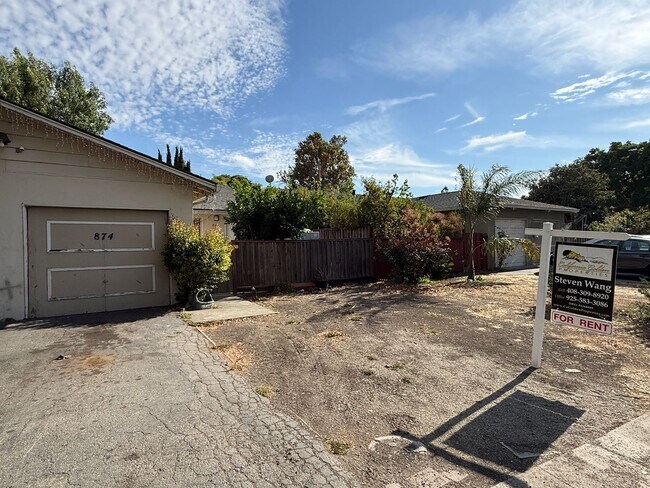 Building Photo - Remodeled Duplex in Central Sunnyvale Loca... Rental
