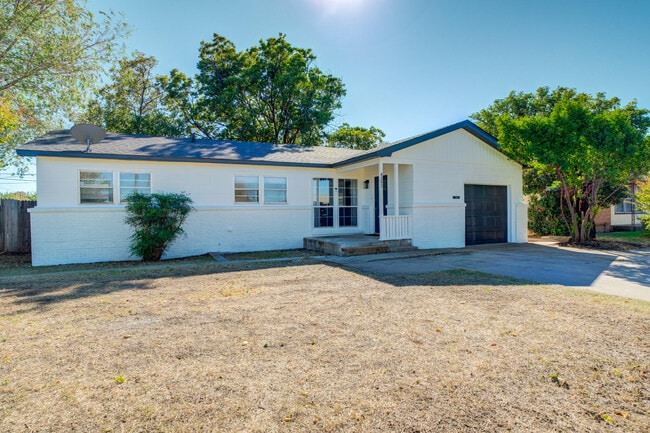 Photo - 4303 29th St House