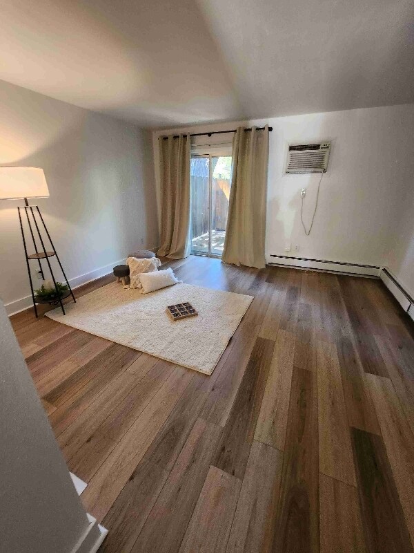 Photo - 30 Emery Way