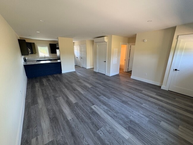 Photo - 684 Pleasant St Unit 1B