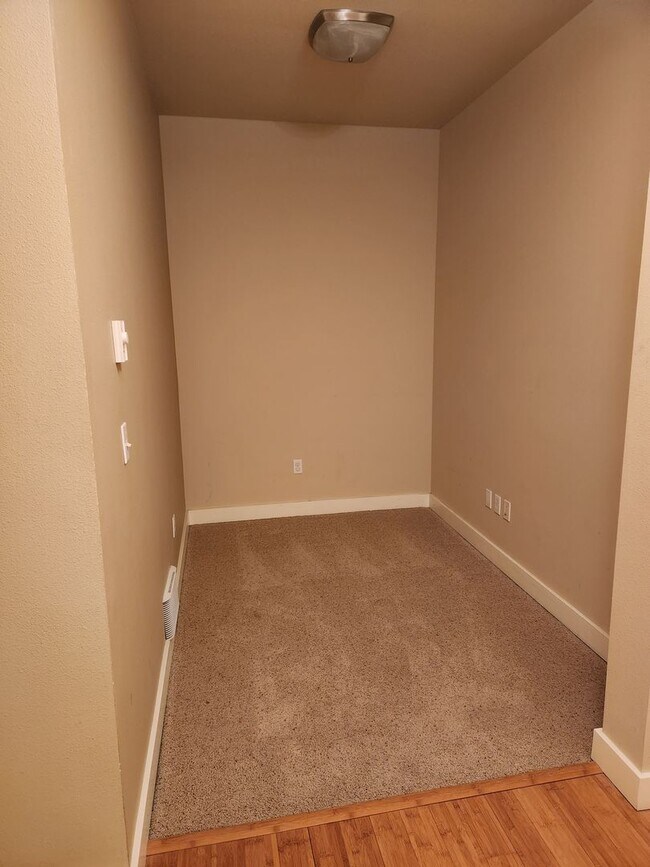 Photo - Washington Ave #306 Unit Washington 400 #306