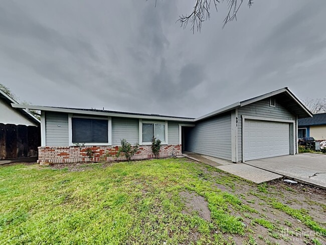 Photo - 601 Jeelu Way