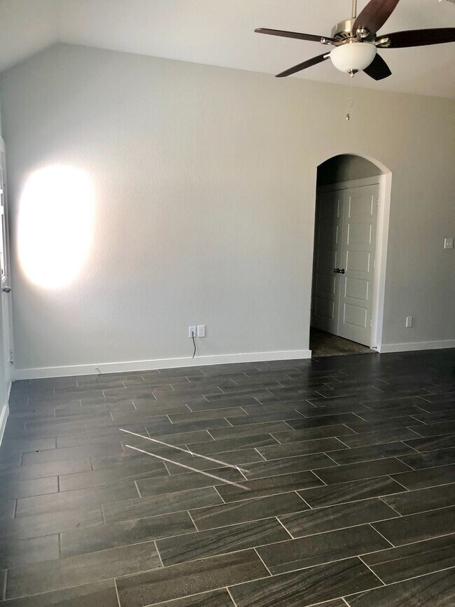 Photo - Luxury 3 Bedroom Duplex Located in Midlothian, Texas!