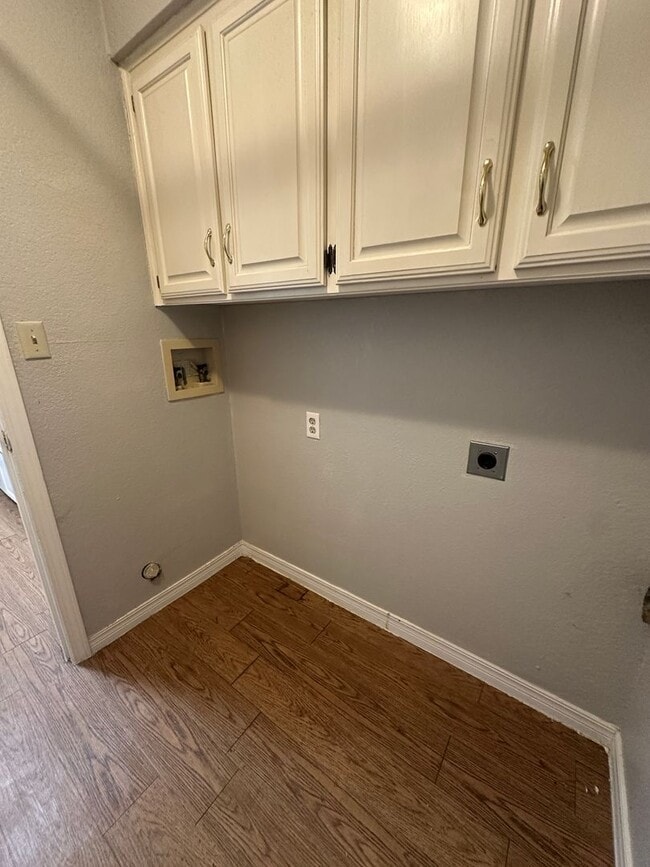 Photo - 3005 SW 28th Ave