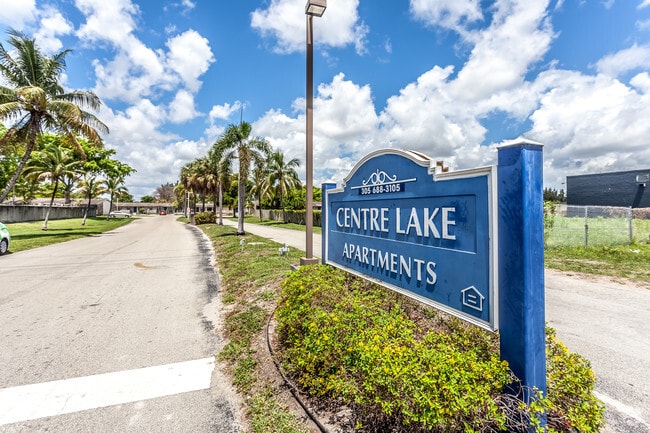 Photo - Centre Lake III