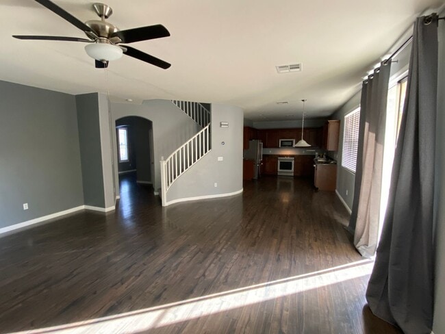 Photo - Gorgeous 4Bed/2.5Bath/2Car, 2-Story Residence with Loft in Mountains Edge Area gated Community!