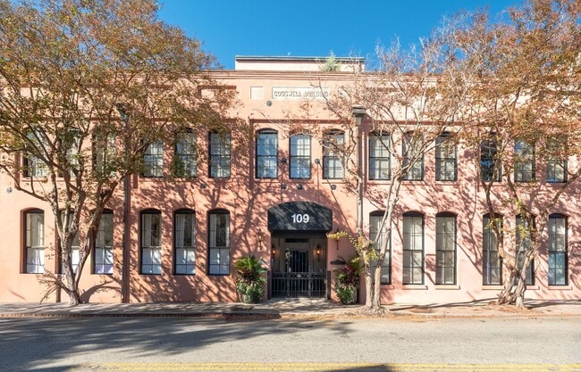 Photo - Stylish City Living in Historic Charleston