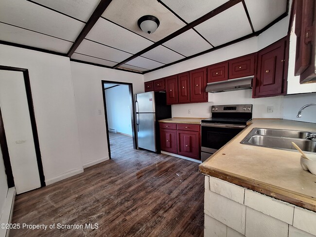 Photo - 734 Delaware St