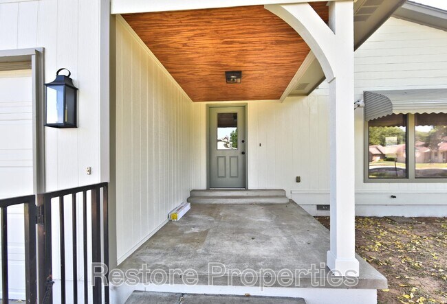 Photo - 1317 N 1st St