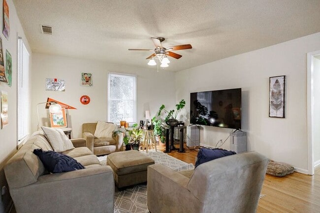 Photo - 430 Cleveland Ave