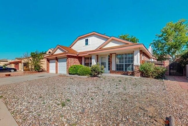 Photo - 4701 Plume Rd NW