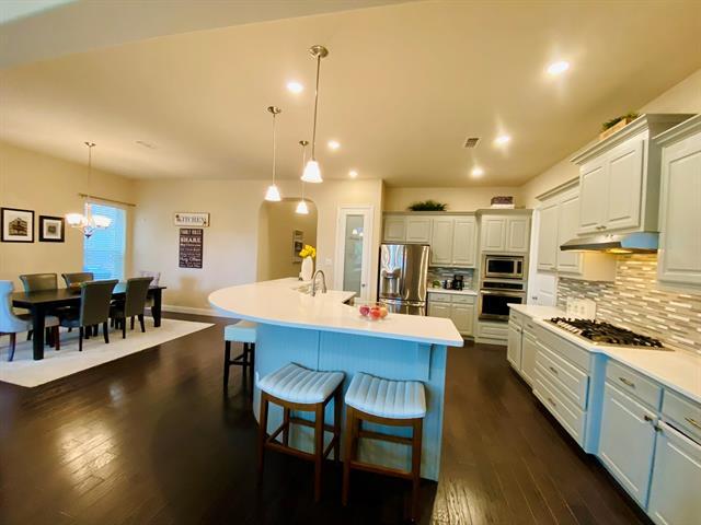 Photo - 5904 Mickelson Way