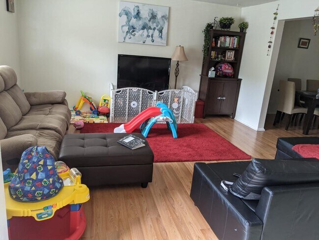 Photo - 803 Maple Hill Dr