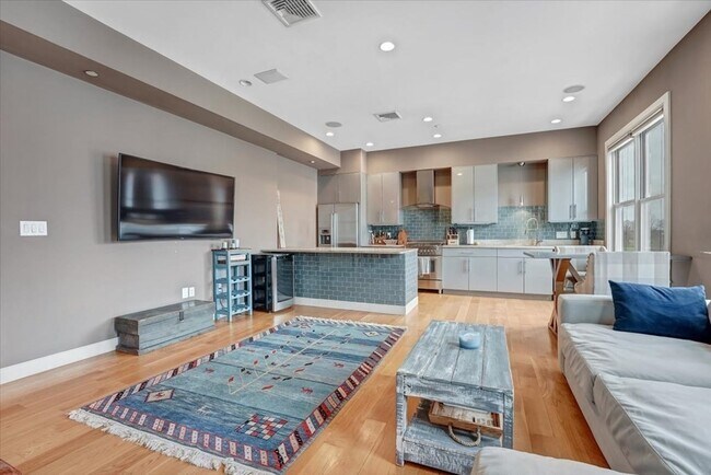 Photo - 45 Vinton St Unit 4