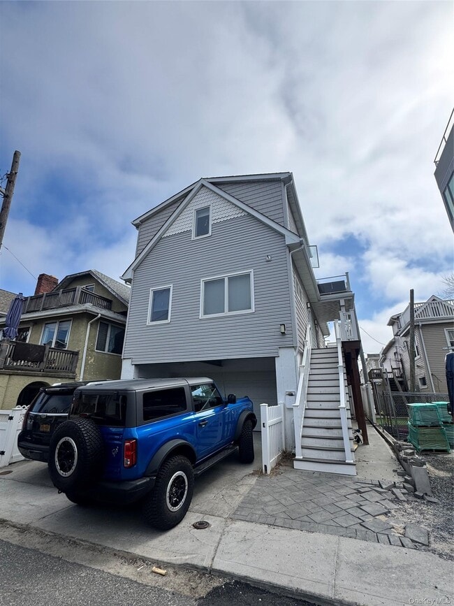 Photo - 16 Florida St